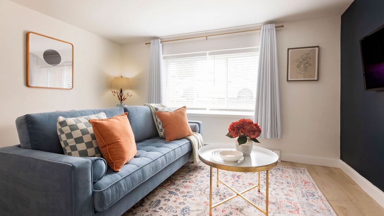 Photo of Livingroom in Tower Grove East