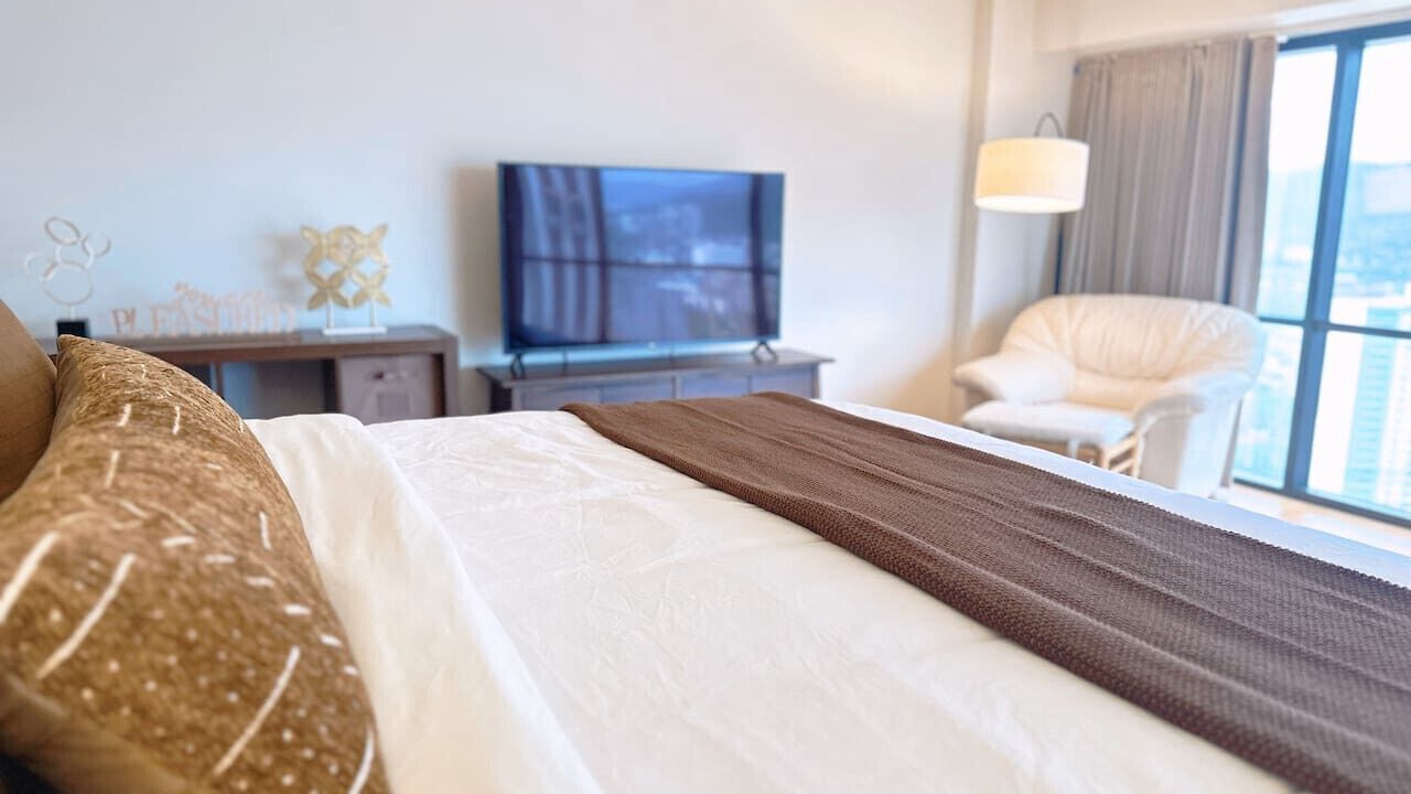 Photo of Bedroom in Downtown Honolulu