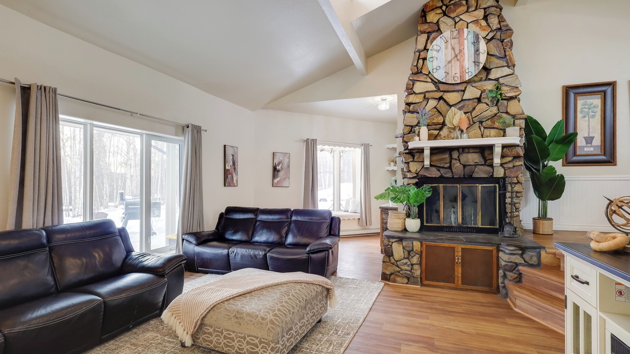Photo of Bedroom in Fairbanks