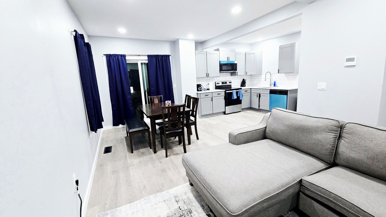 Photo of Livingroom in Forest Grove
