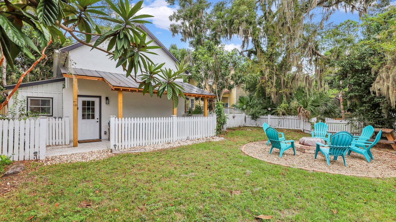 Photo of Patio Balcony in Historic District