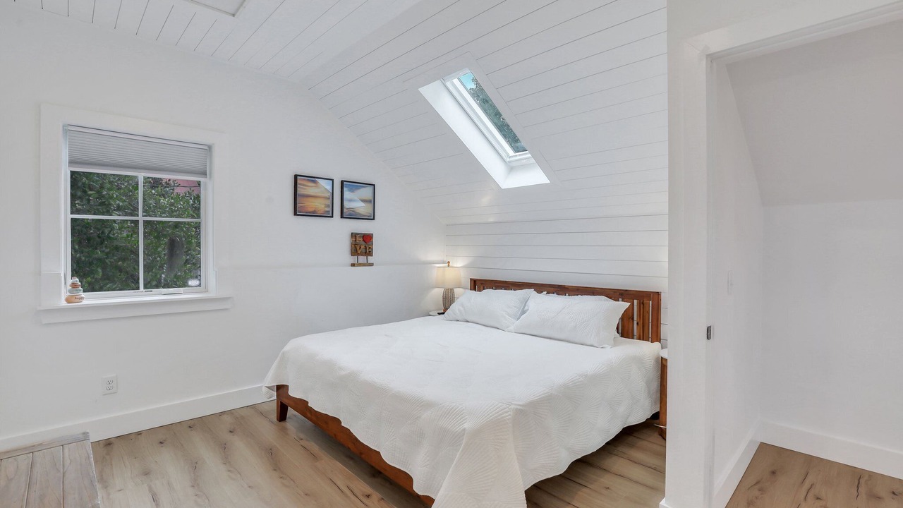 Photo of Bedroom in Historic District