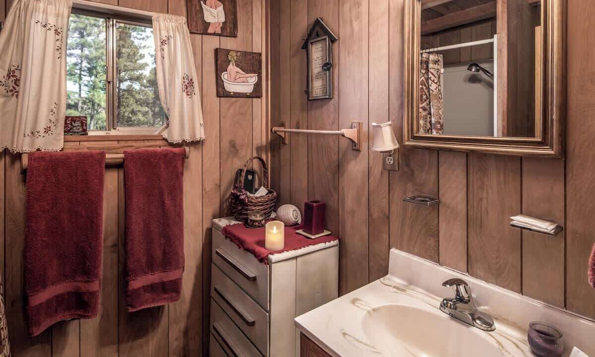 Photo of Bathroom in Ruidoso