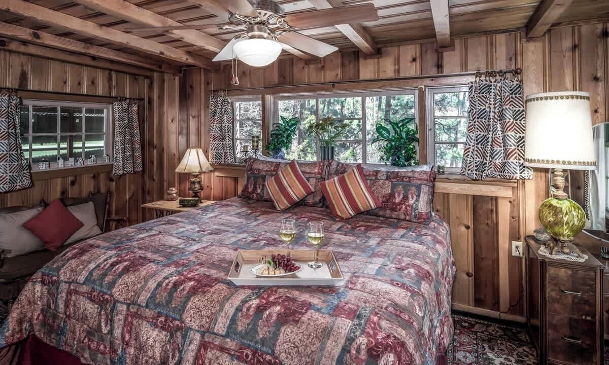 Photo of Bedroom in Ruidoso