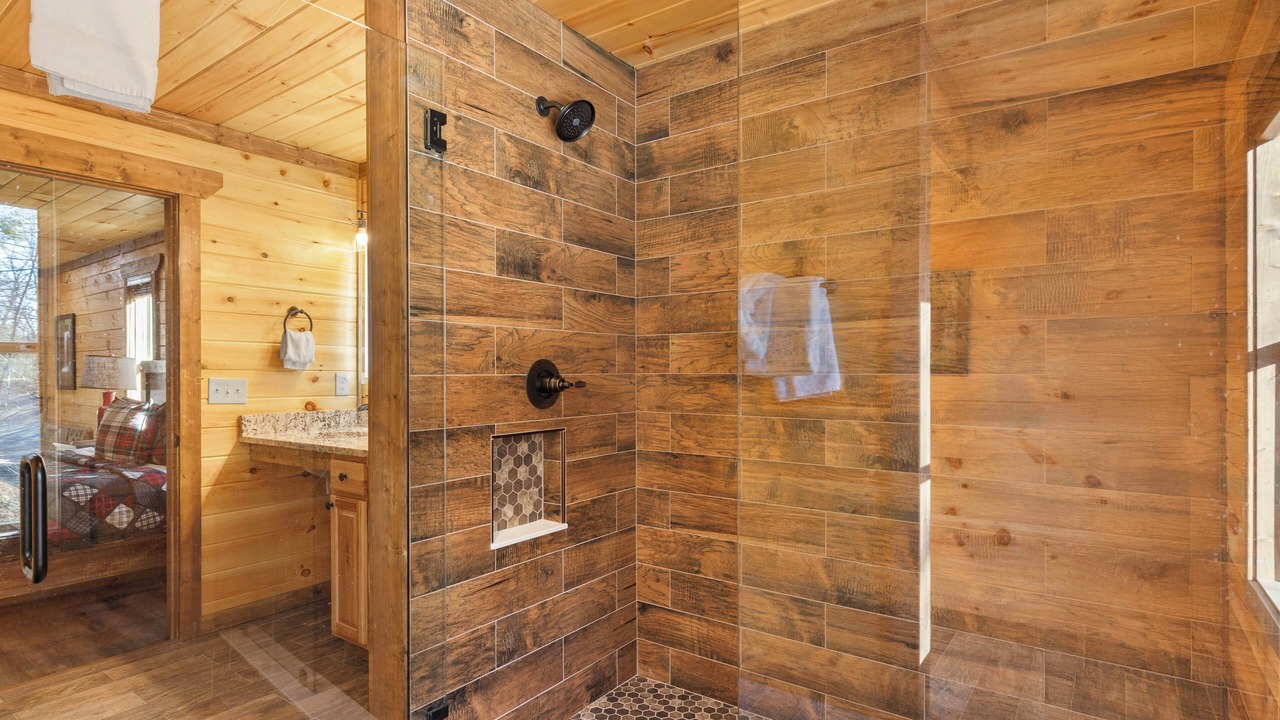 Photo of Bathroom in Black Bear Falls