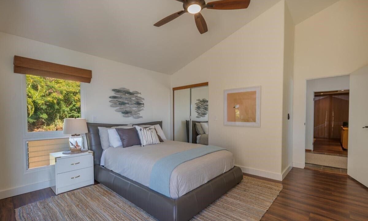 Photo of Bedroom in Poipu