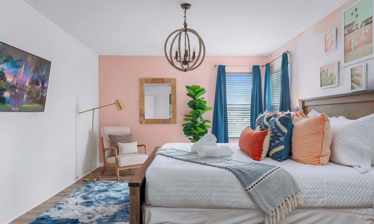 Photo of Bedroom in Regal Palms