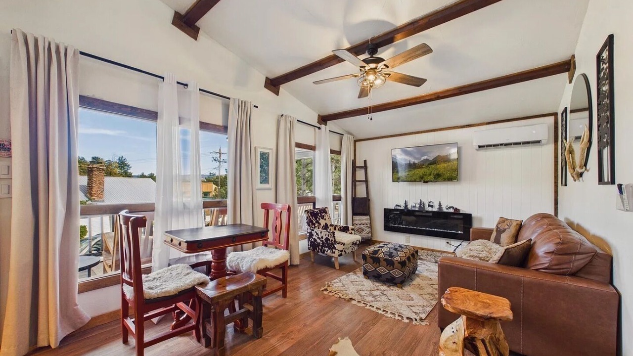 Photo of Livingroom in Ruidoso
