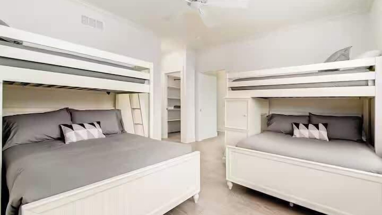 Photo of Bedroom in Italian Village