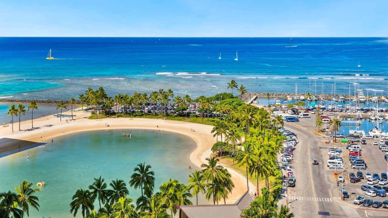 Photo of Others in Waikiki