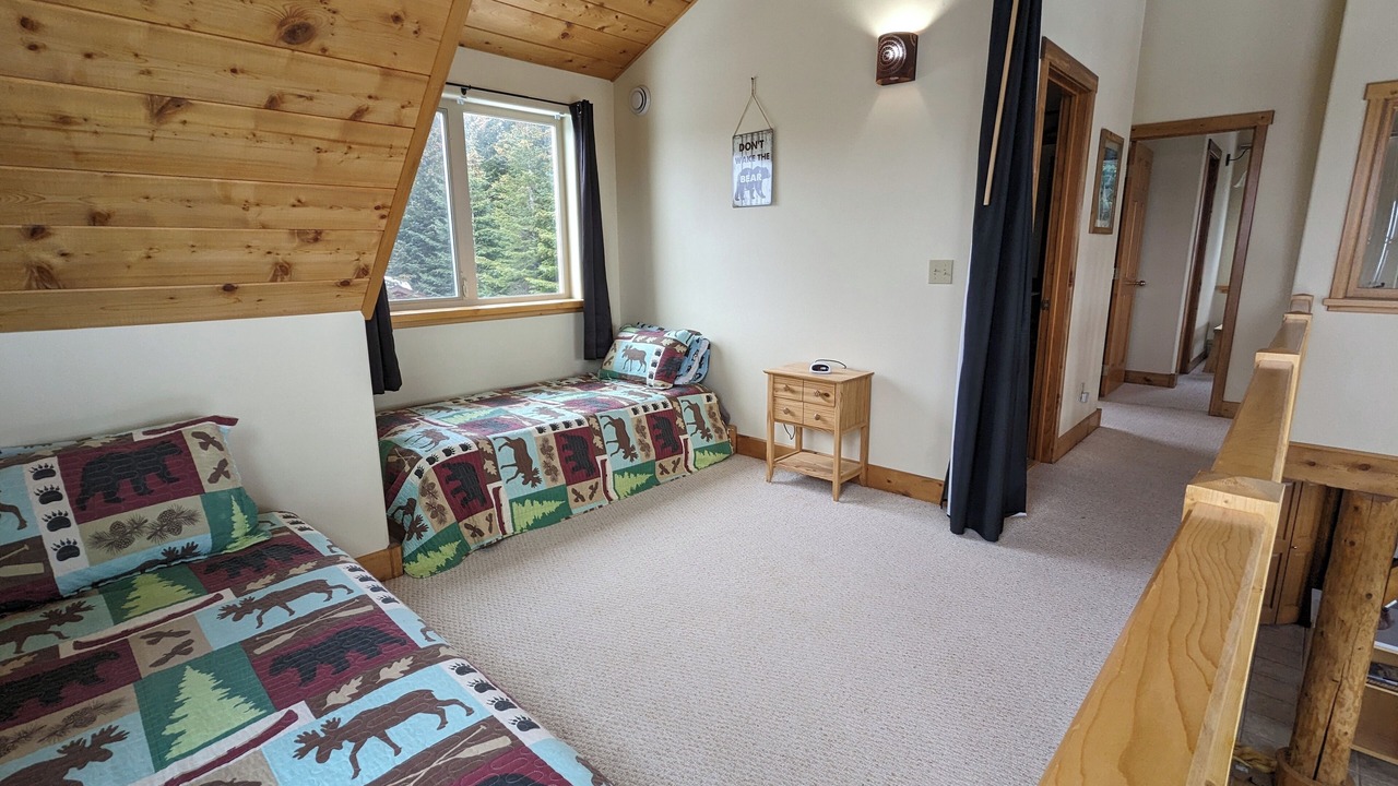 Photo of Bedroom in Diamond Ridge