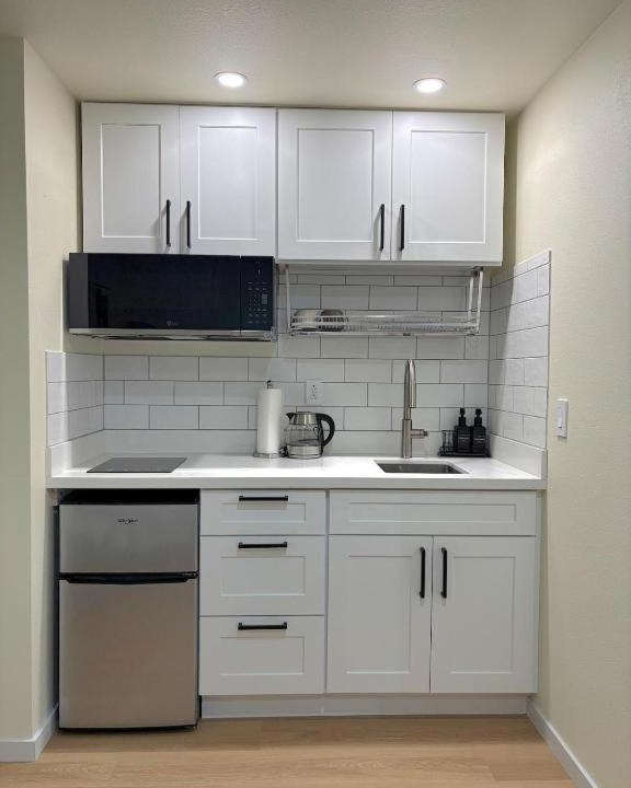 Photo of Kitchen in Paine Field-Lake Stickney