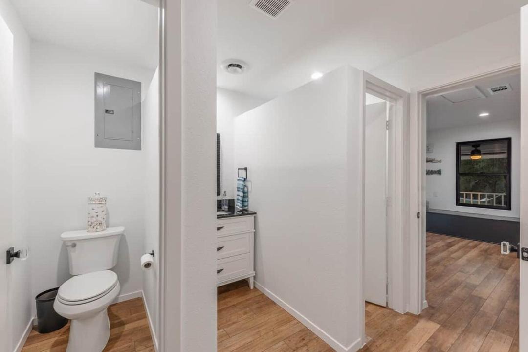 Photo of Bathroom in Lake Whitney