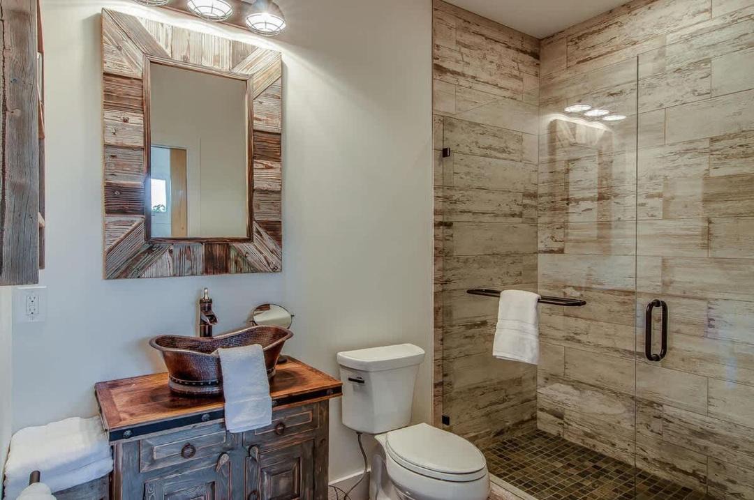 Photo of Bathroom in Edgehill