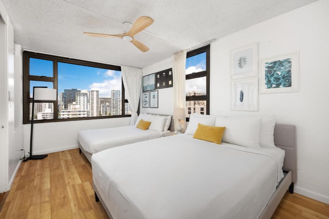 Photo of Bedroom in Waikiki