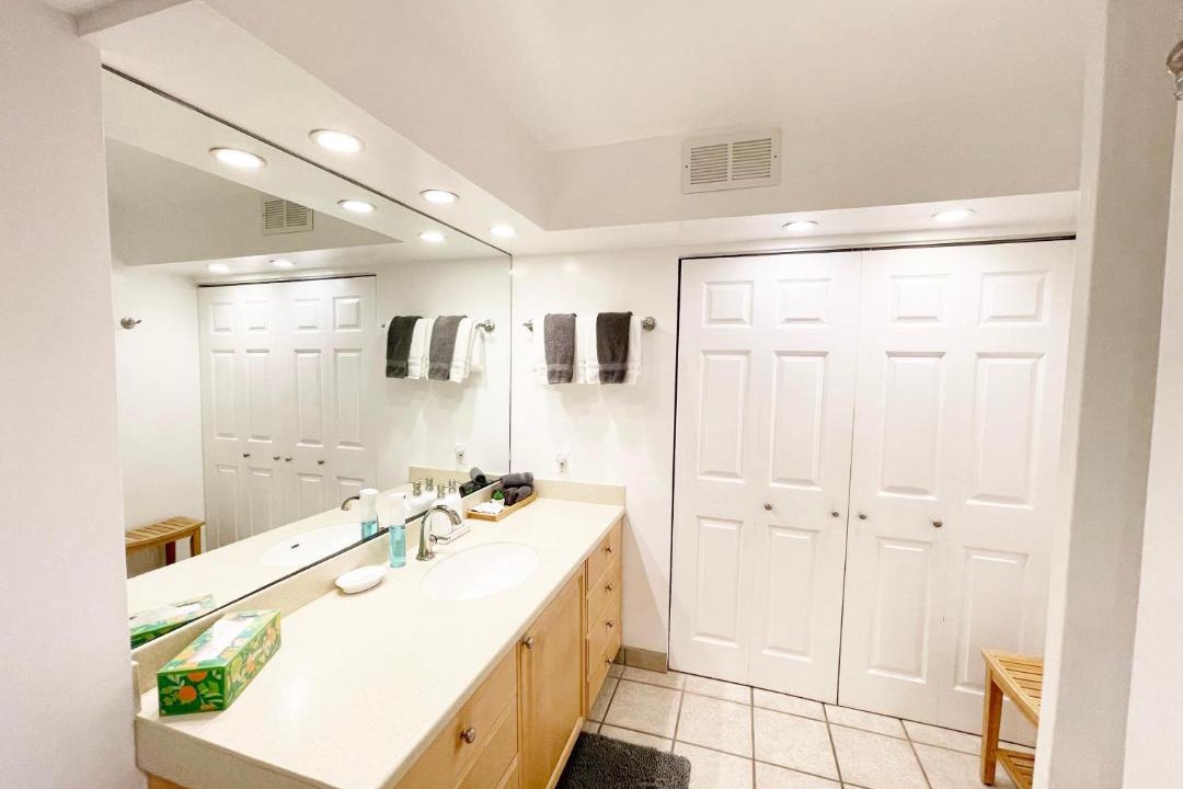 Photo of Bathroom in Kaanapali