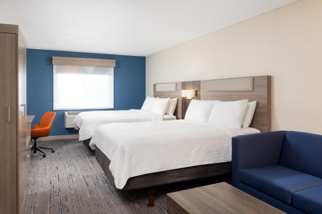 Photo of Bedroom in Lake Oswego