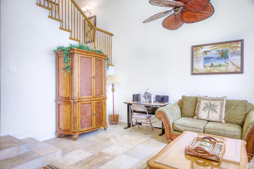 Photo of Livingroom in Waikoloa