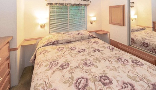 Cozy Deluxe Vacation Rentals