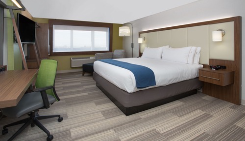 Standard Room, 1 King Bed, Accessible (Accessible Tub)