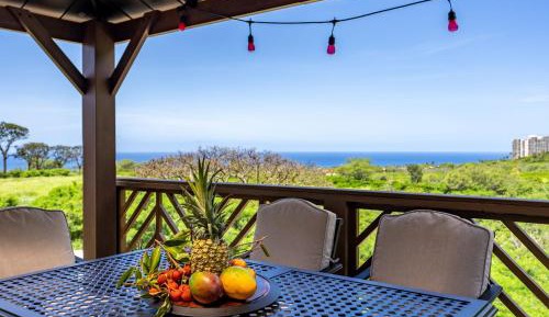 Three-Bedroom House with Ocean and Mountain View